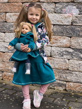 Lade das Bild in den Galerie-Viewer, Schnittmuster Sweatkleid Tina MiniMe