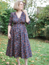 Lade das Bild in den Galerie-Viewer, Schnittmuster Kleid Margret