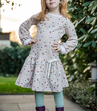 Lade das Bild in den Galerie-Viewer, Schnittmuster Sweatkleid Tina