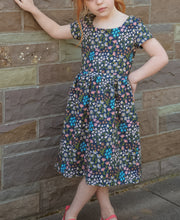 Lade das Bild in den Galerie-Viewer, Schnittmuster Kleid Jana MiniMe