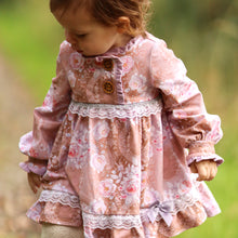 Lade das Bild in den Galerie-Viewer, Schnittmuster Kleid Mia