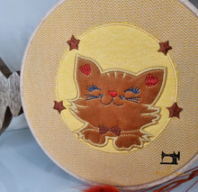 Lade das Bild in den Galerie-Viewer, Stickdatei Applikation Nico Samtpfote