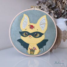 Lade das Bild in den Galerie-Viewer, Stickdatei Fledermaus FlediMaus