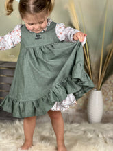 Lade das Bild in den Galerie-Viewer, Schnittmuster Trägerkleid Freya