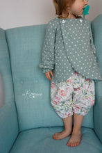 Lade das Bild in den Galerie-Viewer, Schnittmuster Cardigan Clara