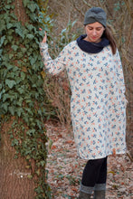 Lade das Bild in den Galerie-Viewer, Schnittmuster Sweatkleid Elli