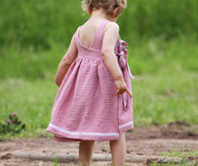 Lade das Bild in den Galerie-Viewer, Schnittmuster Kleid Elisa