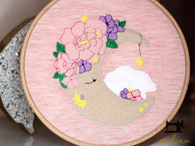 Lade das Bild in den Galerie-Viewer, Stickdatei Luna Mondschein