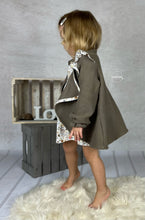 Lade das Bild in den Galerie-Viewer, Schnittmuster Cardigan Clara