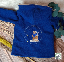 Lade das Bild in den Galerie-Viewer, Stickdatei Willy der Winterbär