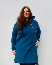 Lade das Bild in den Galerie-Viewer, Schnittmuster Sweatkleid Elli