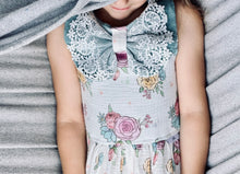 Lade das Bild in den Galerie-Viewer, Schnittmuster Kleid Belle